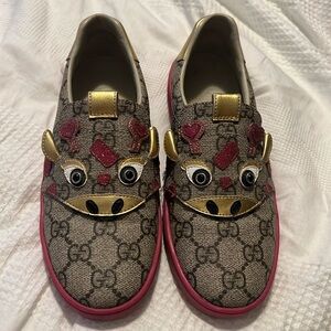 Gucci Kids Sneakers with Gold and Pink Accents
